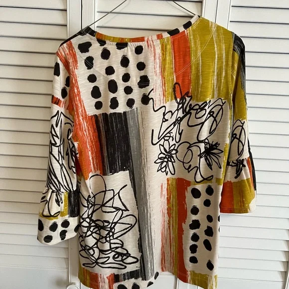 Top - Picture 3 of 3